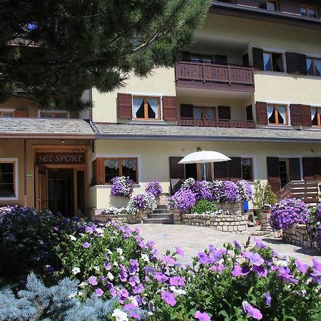 Meuble Sci Sport Hotel Bormio Exterior photo