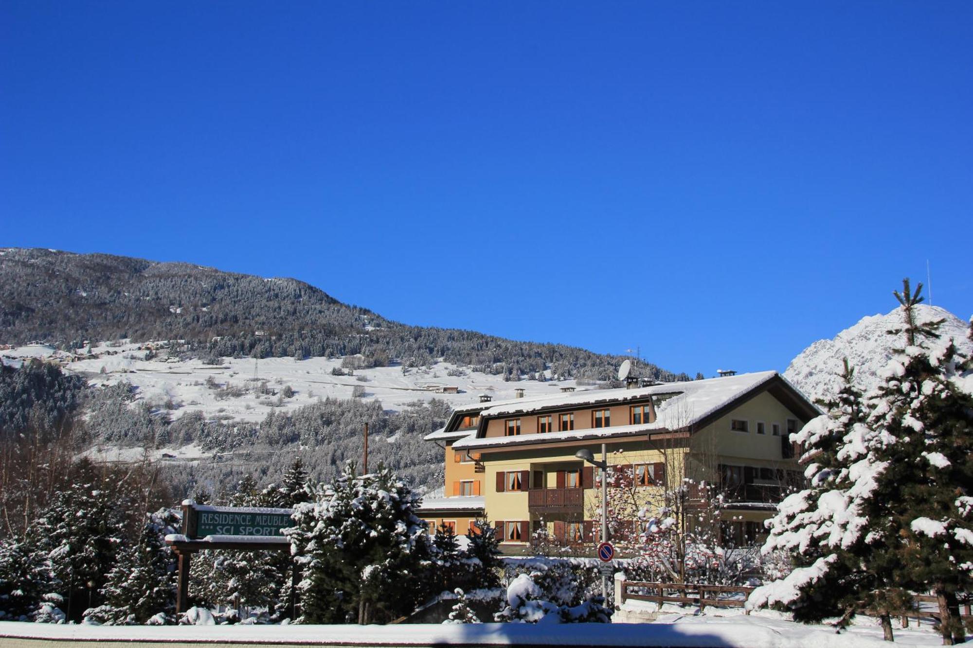 Meuble Sci Sport Hotel Bormio Exterior photo